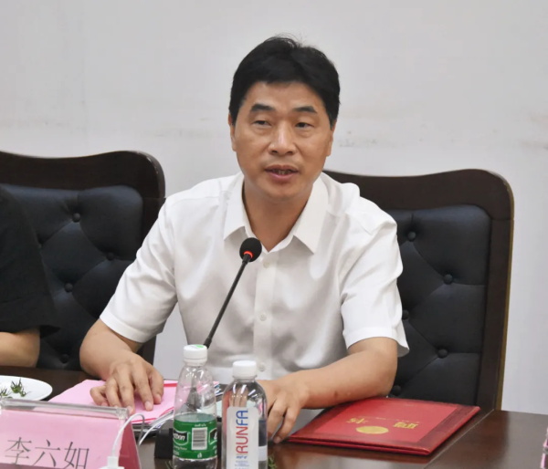 賽摩智能交流會現(xiàn)場科技聯(lián)絡員發(fā)言