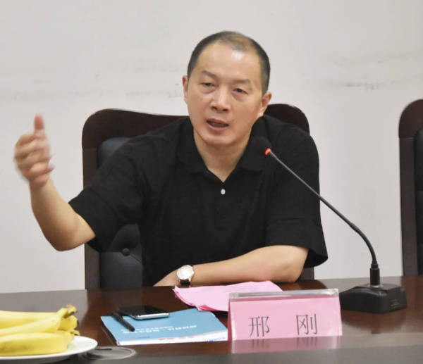 賽摩智能交流會現(xiàn)場科技聯(lián)絡員發(fā)言 賽摩智能交流會現(xiàn)場科技聯(lián)絡員發(fā)言